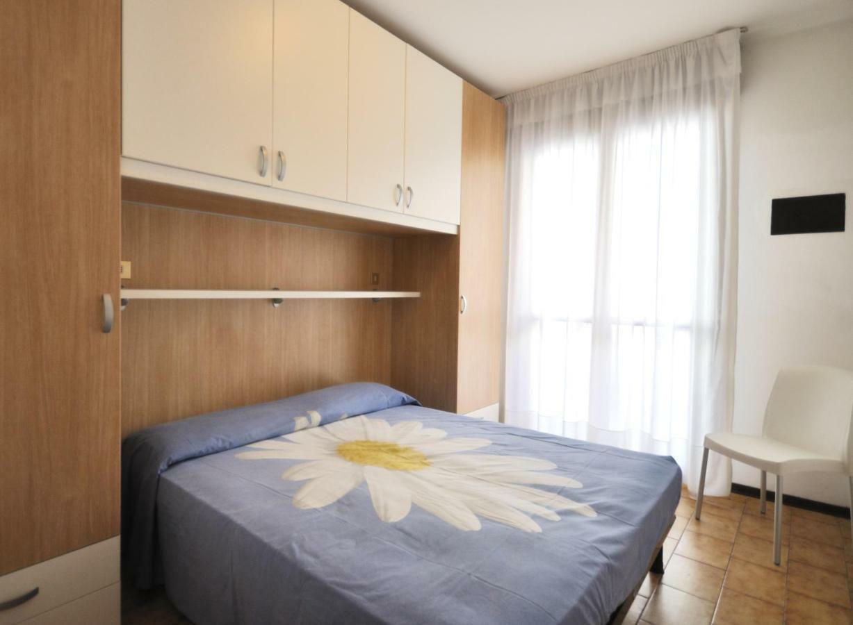 Condominio Pleione Бибионе Екстериор снимка